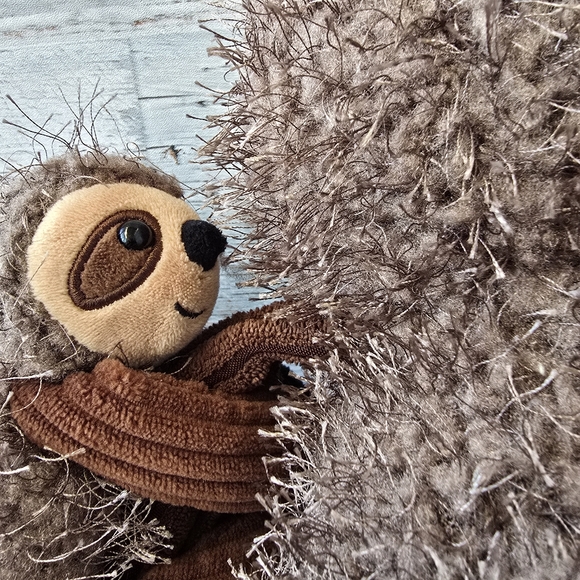 Scentsy Buddy Suzie the Sloth And Baby Stuffed Animal Plush 18" - Picture 7 of 9